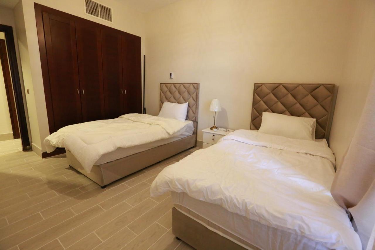 Apartment Marina 1 With Sea View 303b